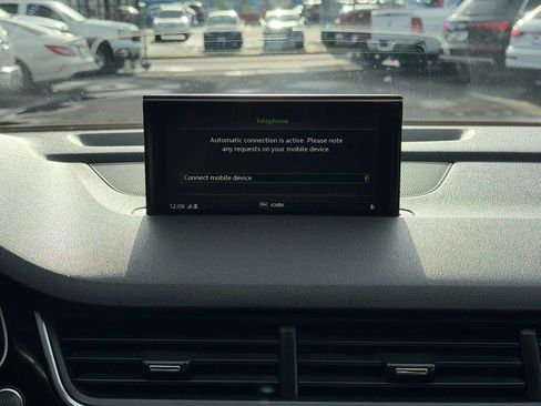 Used 2018 Audi Q7 3.0T Premium Plus w/ Premium Plus Package image 17