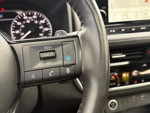 Certified 2023 Nissan Rogue SL w/ SL Premium Package image 17