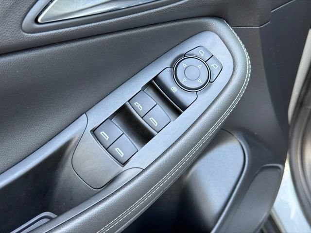 Used 2024 Buick Encore GX Preferred w/ Comfort Package AWD/4WD image 13