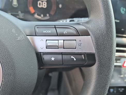 Used 2025 Hyundai Tucson SEL FWD image 18