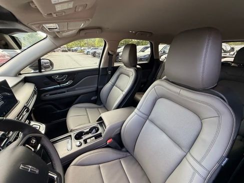 New 2025 Lincoln Corsair FWD w/ Equipment Group 101A image 12