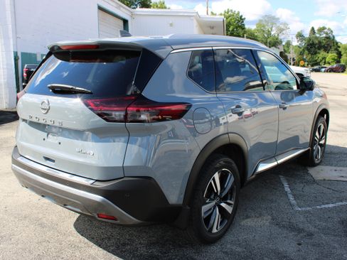 Certified 2023 Nissan Rogue SL w/ SL Premium Package AWD/4WD image 7