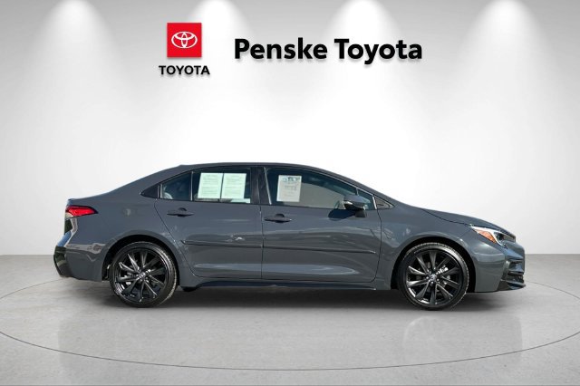 Certified 2024 Toyota Corolla SE w/ SE Premium Package FWD image 3