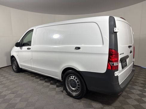 Used 2016 Mercedes-Benz Metris image 3