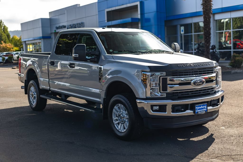 Used 2018 Ford F350 XLT w/ XLT Value Package AWD/4WD image 6