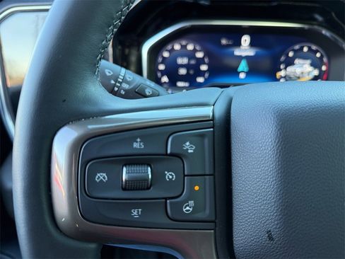 Used 2024 Chevrolet Silverado 2500 High Country image 26