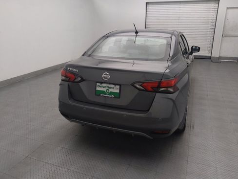 Used 2020 Nissan Versa S FWD image 7