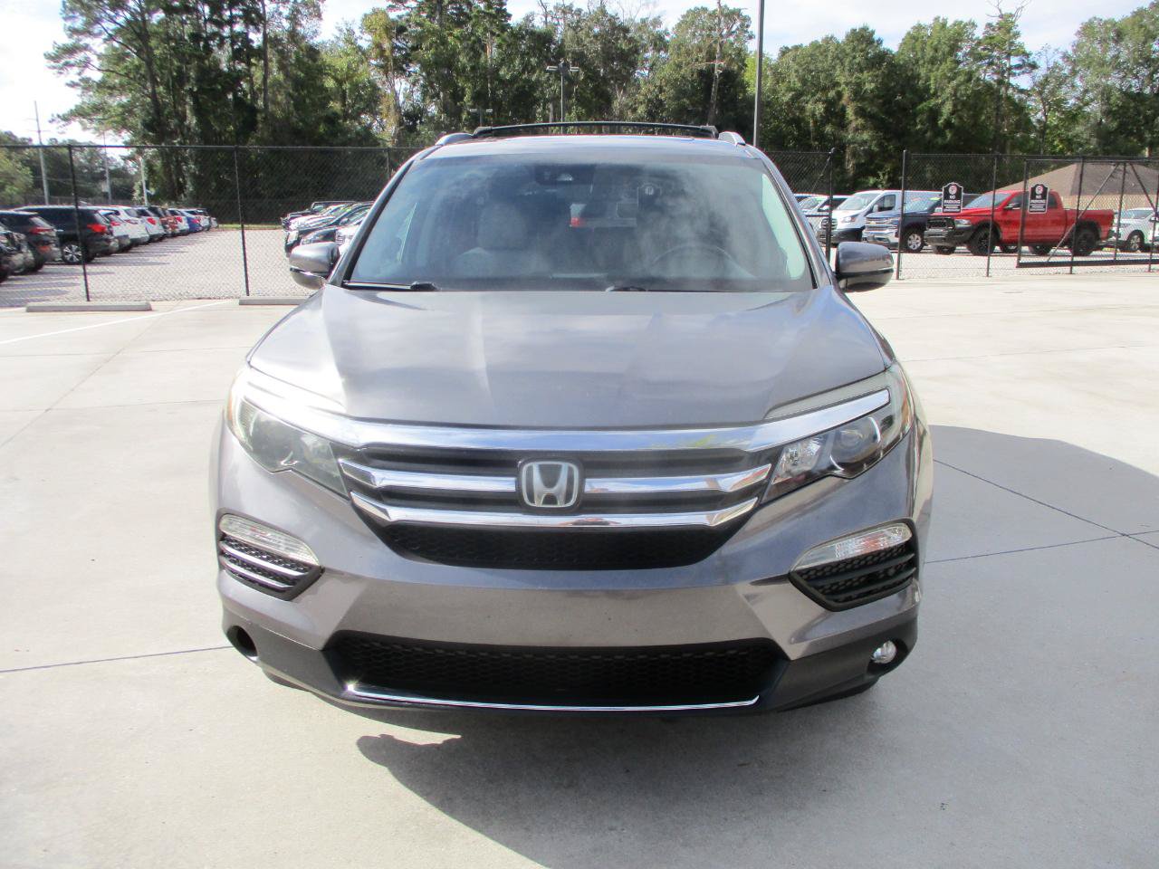 Used 2018 Honda Pilot Elite image 4