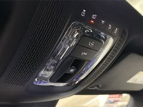 Certified 2025 Mercedes-Benz GLA 250 4MATIC image 23