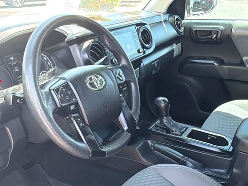 Used 2022 Toyota Tacoma SR RWD image 25