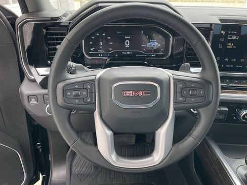 Used 2025 GMC Sierra 1500 Elevation w/ Elevation Premium Package AWD/4WD image 14