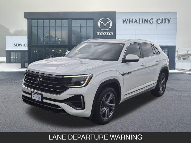 Used 2024 Volkswagen Atlas Cross Sport SEL R-Line AWD/4WD image 3