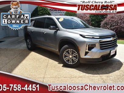 Used 2025 Chevrolet Traverse LT w/ LPO, Floor Liner Package