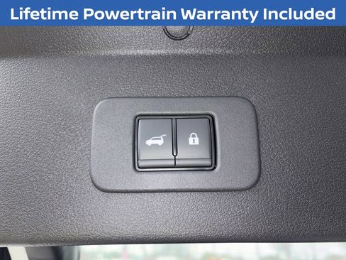 New 2026 Nissan Leaf Platinum+ w/ Cargo Package (Platinum+) FWD image 6