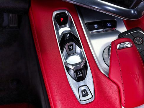 Used 2020 Chevrolet Corvette Stingray Preferred Cpe w/ 2LT Preferred Equipment Group RWD image 26