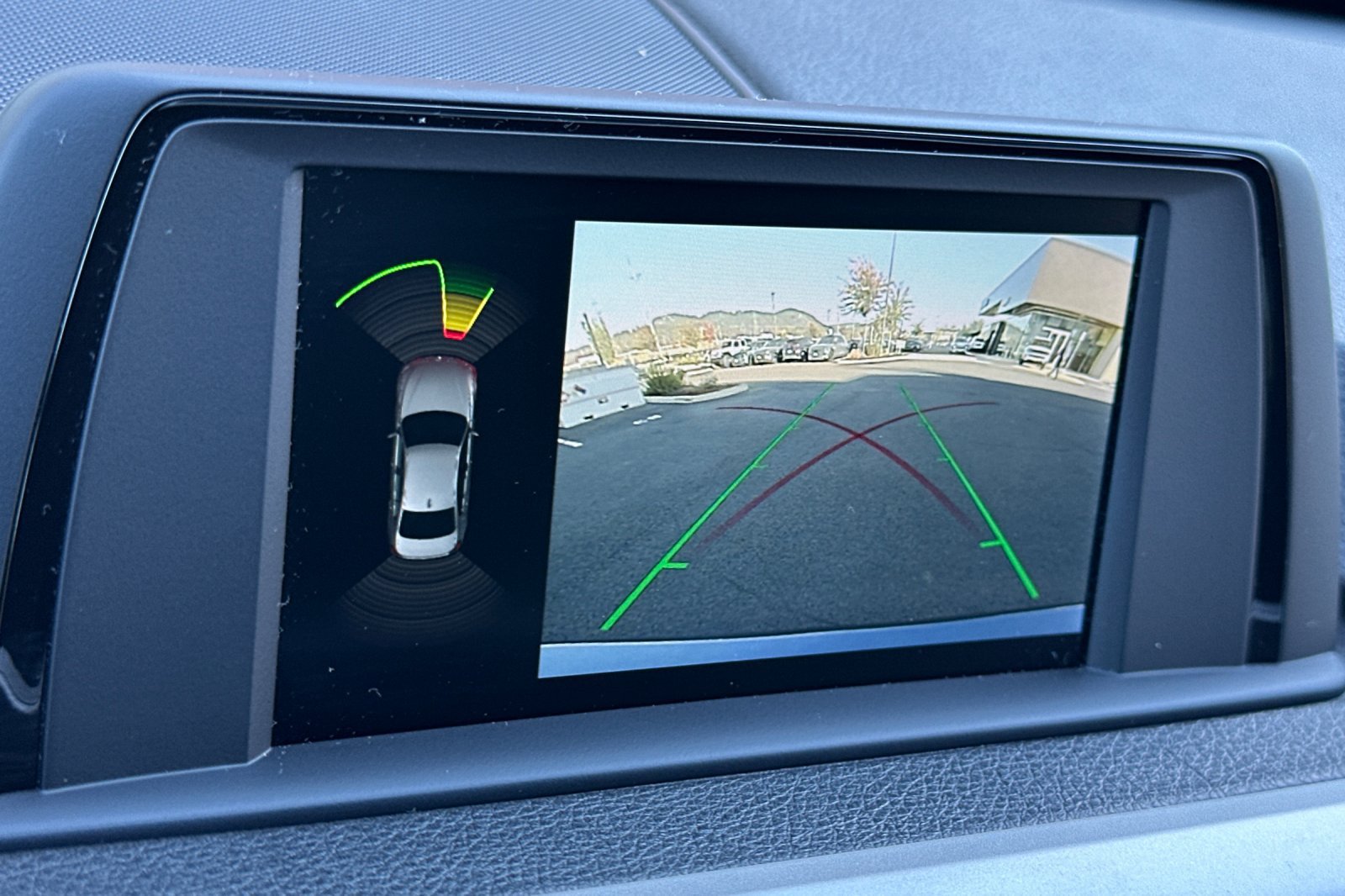 Used 2018 BMW 320i Sedan RWD image 20