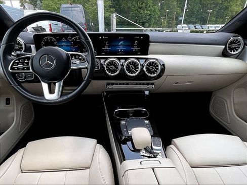 Certified 2023 Mercedes-Benz CLA 250 4MATIC image 9