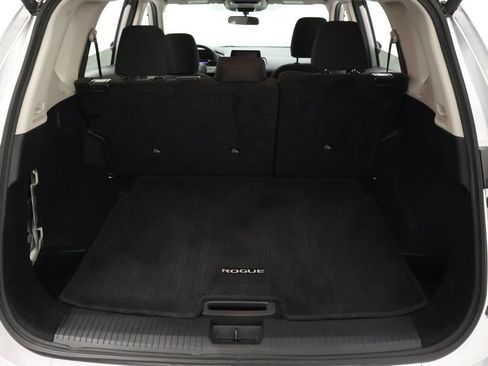Used 2025 Nissan Rogue SV FWD image 22