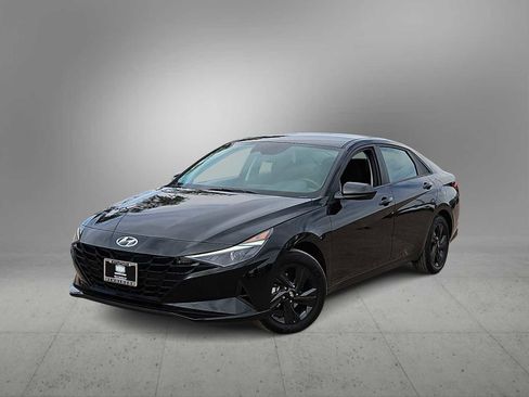 Used 2023 Hyundai Elantra Blue FWD image 1