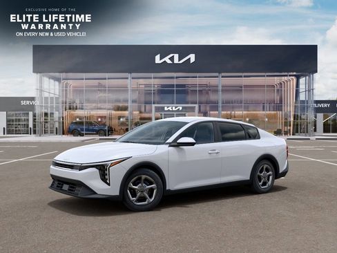 New 2026 Kia K4 FWD image 4