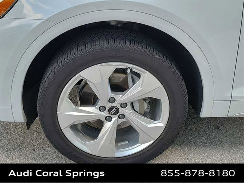 Certified 2023 Audi Q5 2.0T Premium Plus w/ Premium Plus Package image 16