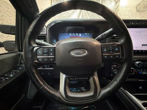 Used 2023 Ford F350 Platinum w/ Tremor Off-Road Package AWD/4WD image 17