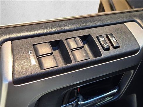 Used 2016 Toyota 4Runner Limited RWD image 10