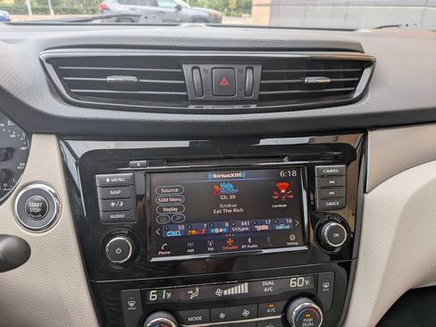 Used 2020 Nissan Rogue Sport SL w/ Premium Package AWD/4WD image 28