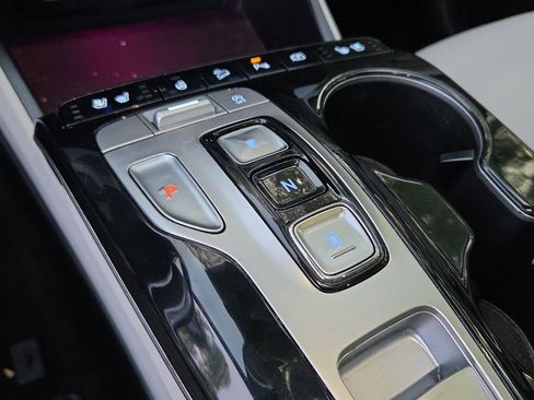 Used 2022 Hyundai Tucson Limited image 19