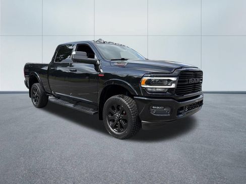 Used 2022 RAM 2500 Laramie AWD/4WD image 4
