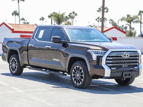 Used 2024 Toyota Tundra Limited AWD/4WD image 4