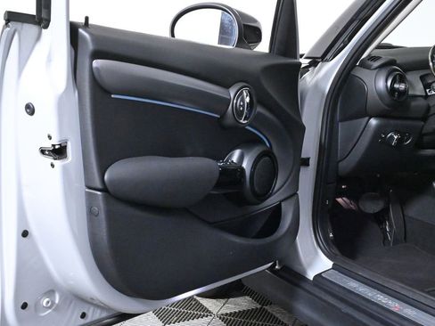 Certified 2022 MINI Cooper S w/ Premium Package image 27