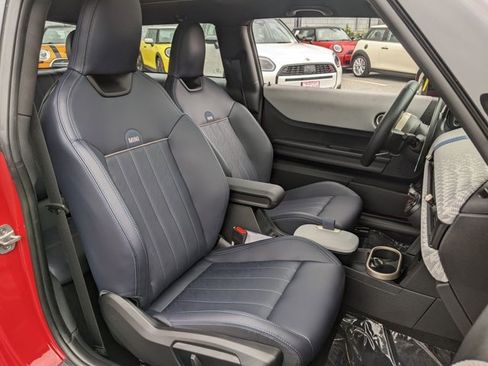 Certified 2025 MINI Cooper S image 18