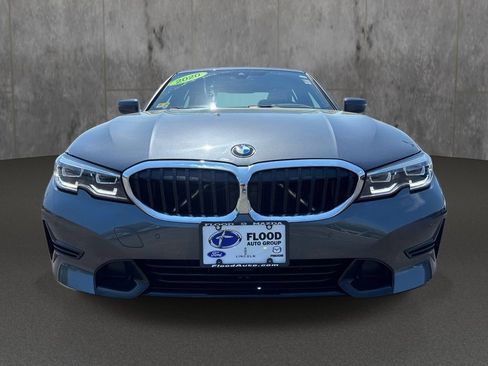 Used 2020 BMW 330i xDrive Sedan w/ Premium Package AWD/4WD image 8