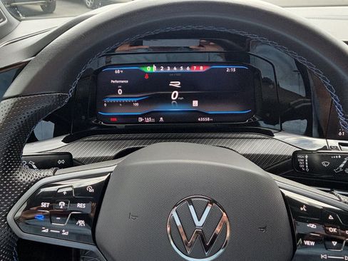Used 2024 Volkswagen Golf R AWD/4WD image 24