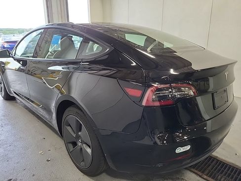 Used 2023 Tesla Model 3 Standard Range RWD image 4