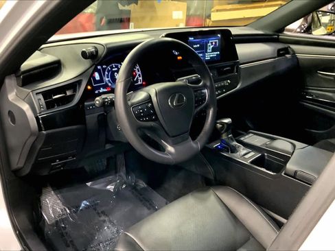 Certified 2022 Lexus ES 350 w/ Premium Package image 17