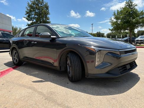 Used 2025 Kia K4 FWD image 4