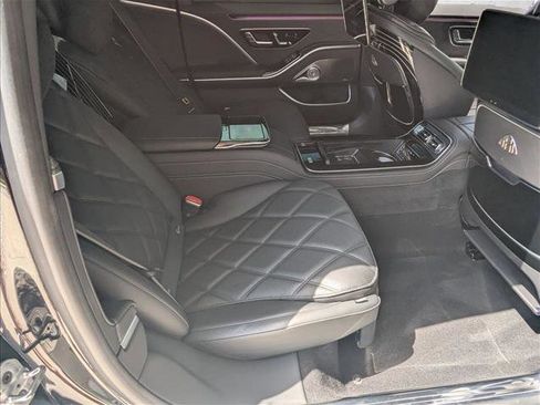 Used 2024 Mercedes-Benz Maybach S 580 4MATIC image 22