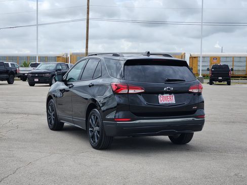 Used 2023 Chevrolet Equinox RS FWD image 5