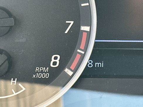 New 2025 Nissan Frontier SV image 23