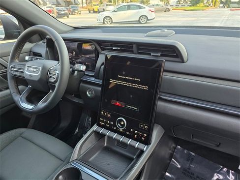 New 2026 GMC Terrain AT4 w/ Convenience Package III image 10