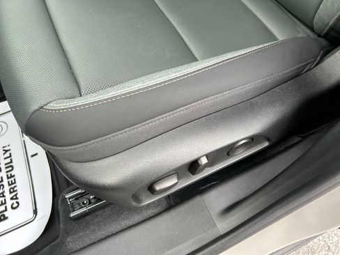 Used 2026 GMC Terrain AT4 w/ Convenience Package III image 24