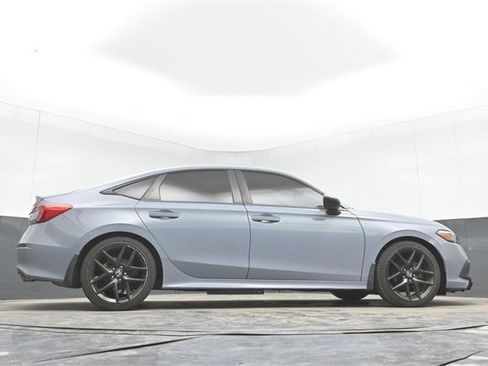 Used 2022 Honda Civic Sport image 32