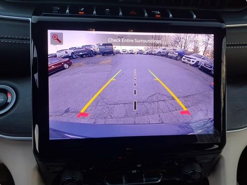 New 2025 Jeep Grand Cherokee L Limited w/ Trailer Tow Package image 22