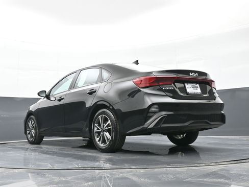 Used 2023 Kia Forte LXS image 41