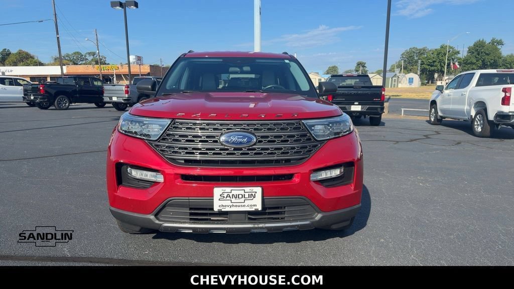 Used 2021 Ford Explorer XLT w/ Equipment Group 202A RWD image 3