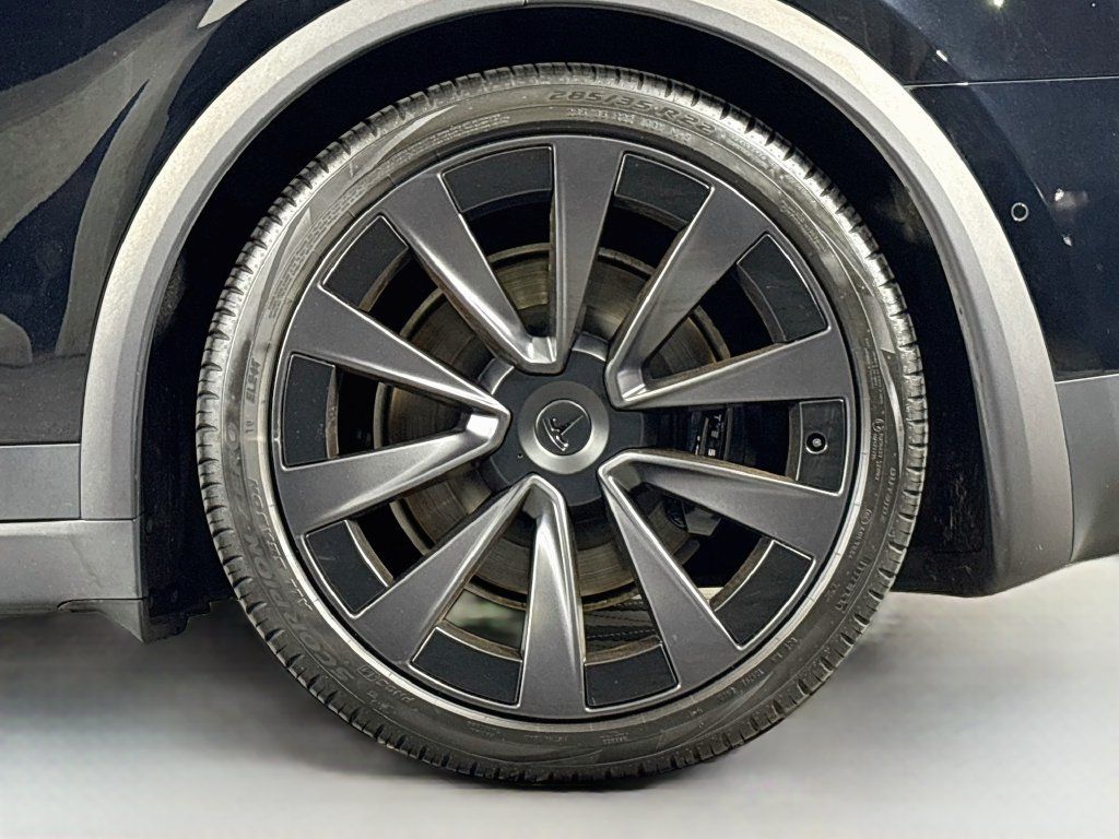 Used 2022 Tesla Model X AWD/4WD image 32