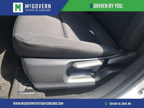 Used 2023 Toyota Corolla LE FWD image 17