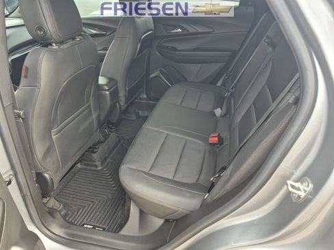 Used 2023 Chevrolet TrailBlazer RS w/ Sun and Liftgate Package image 9